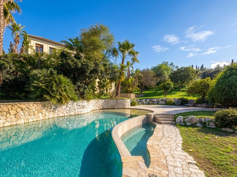 Villa for Sale in Alhaurin El Grande Malaga 59