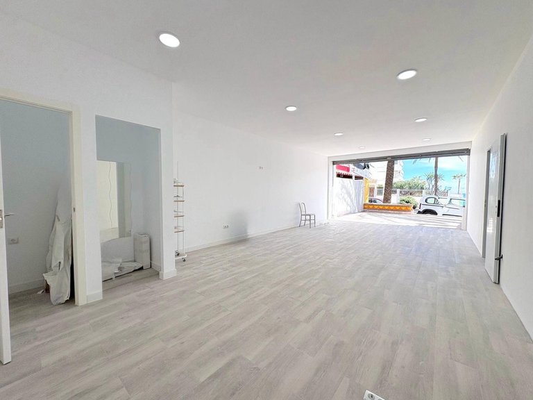 Commercial for Sale in Benalmadena Malaga 3