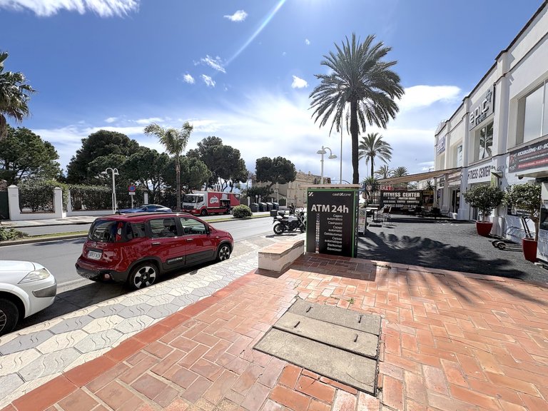 Commercial for Sale in Benalmadena Malaga 7