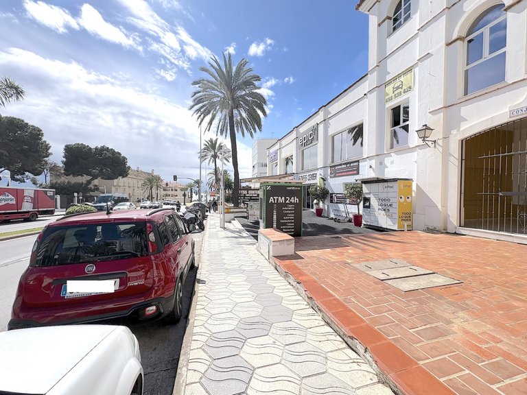 Commercial for Sale in Benalmadena Malaga 15