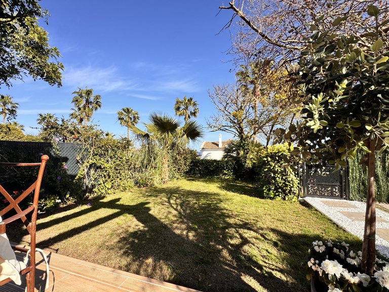Town House for Sale in Alcaidesa Cadiz 36