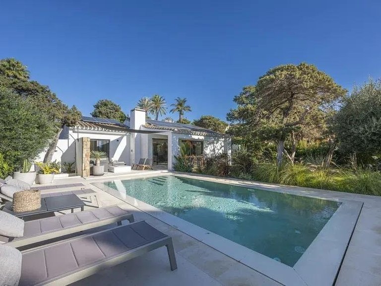Villa for Sale in Marbella Malaga 1