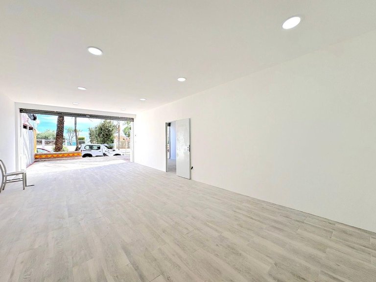 Commercial for Sale in Benalmadena Malaga 6