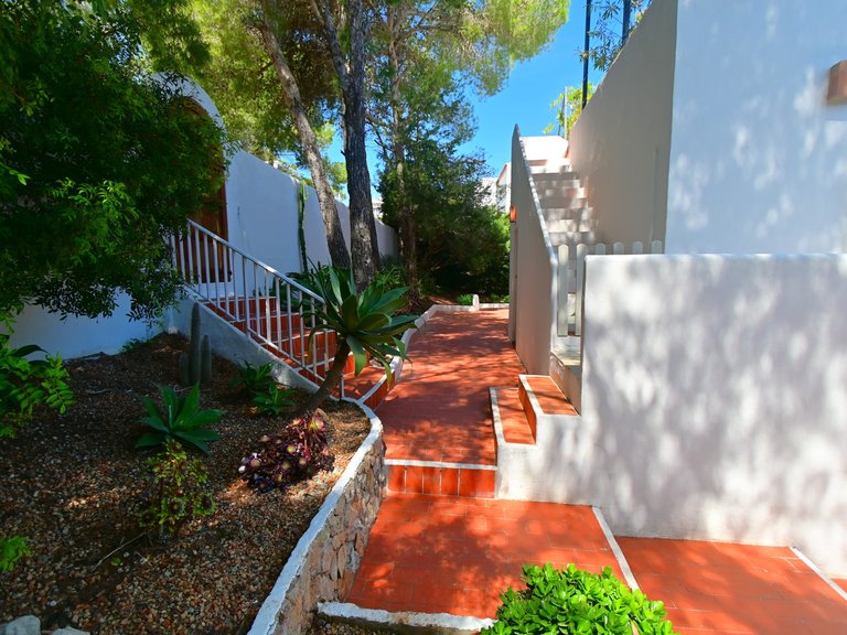 Villa for Rent in Santa Eulalia Del Río Balearic Islands 32