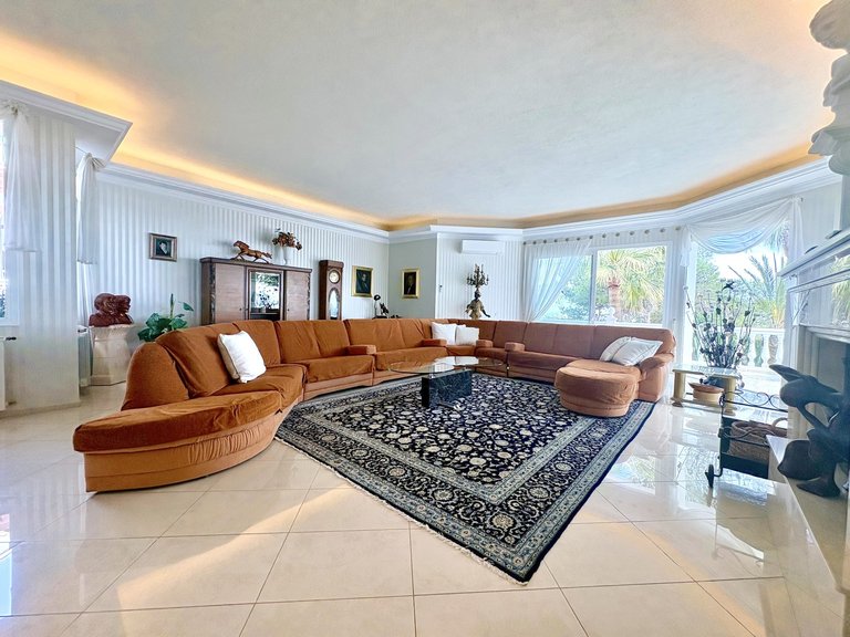 Villa for Sale in Marbella Malaga 7