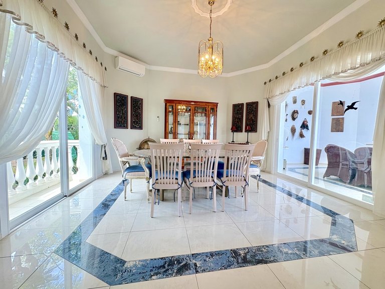 Villa for Sale in Marbella Malaga 34