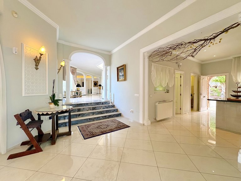 Villa for Sale in Marbella Malaga 9