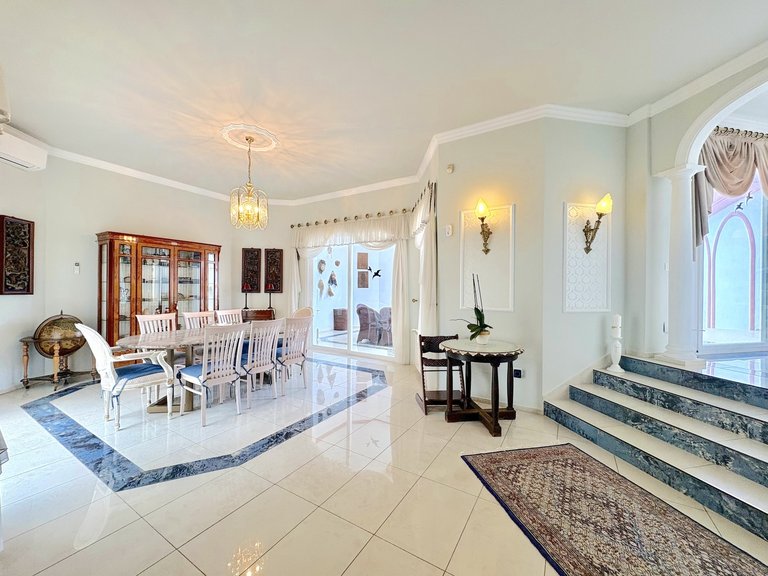 Villa for Sale in Marbella Malaga 38
