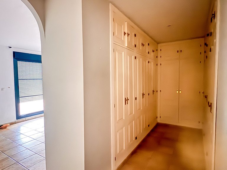 Penthouse for Sale in Alcaidesa Cadiz 12