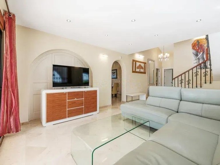 Villa for Sale in Estepona Malaga 5