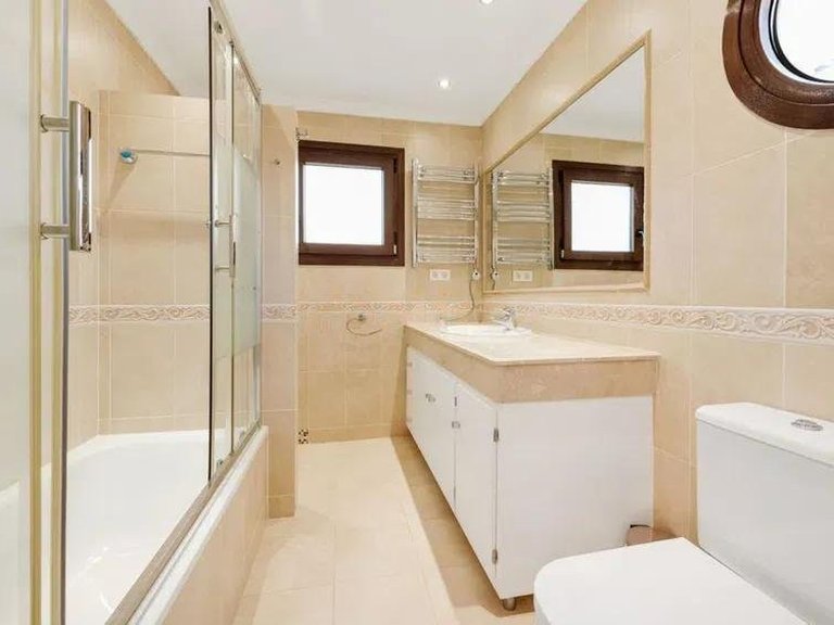 Villa for Sale in Estepona Malaga 15