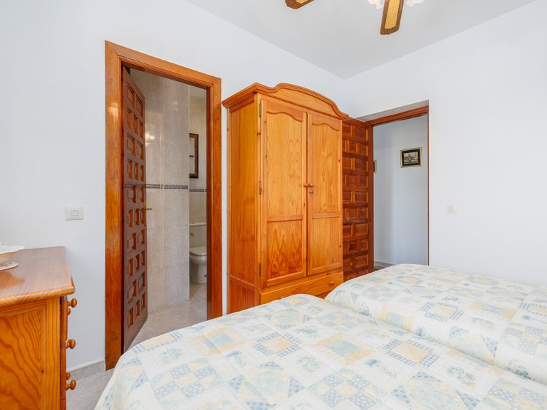 Villa for Sale in Alhaurin El Grande Malaga 38