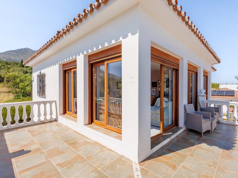 Villa for Sale in Alhaurin El Grande Malaga 27