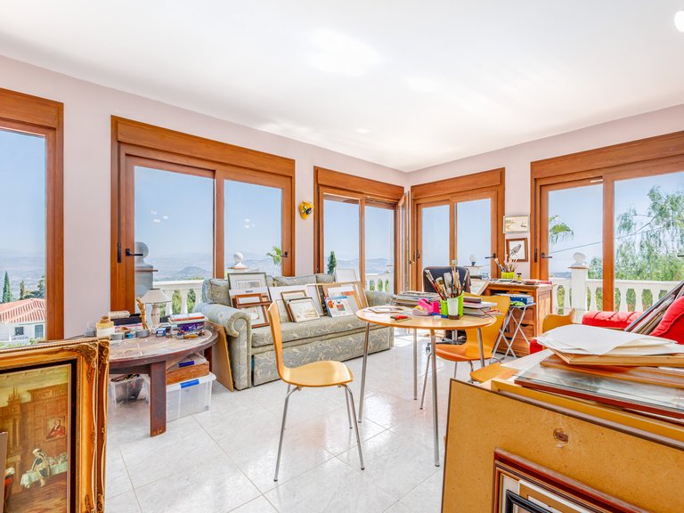 Villa for Sale in Alhaurin El Grande Malaga 4