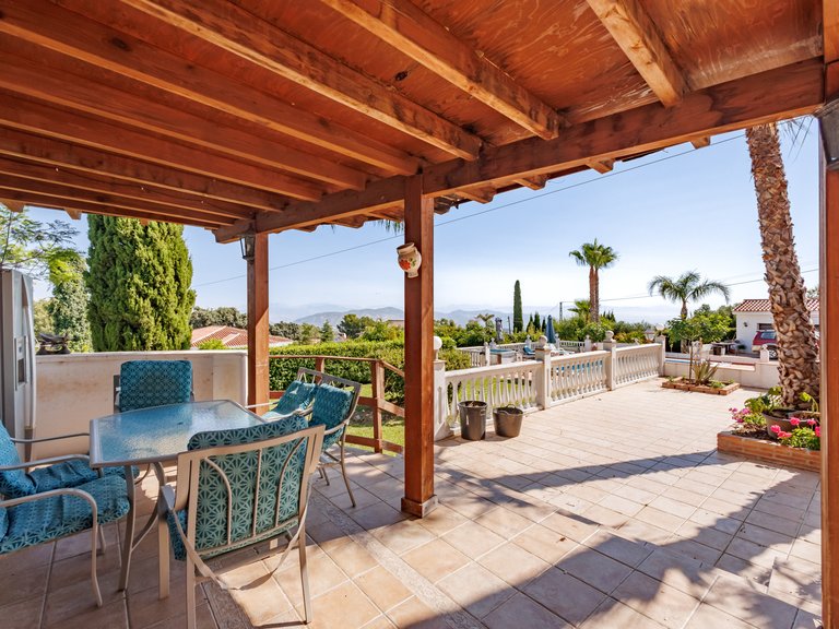 Villa for Sale in Alhaurin El Grande Malaga 3