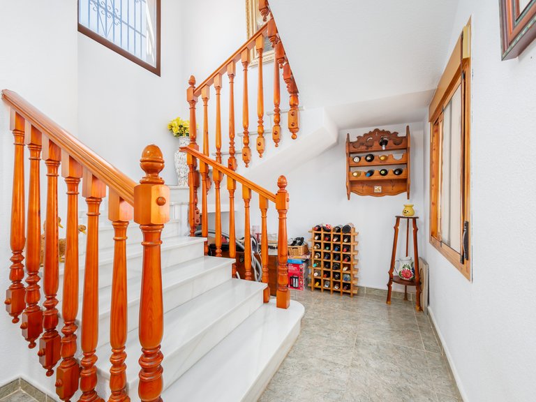 Villa for Sale in Alhaurin El Grande Malaga 46