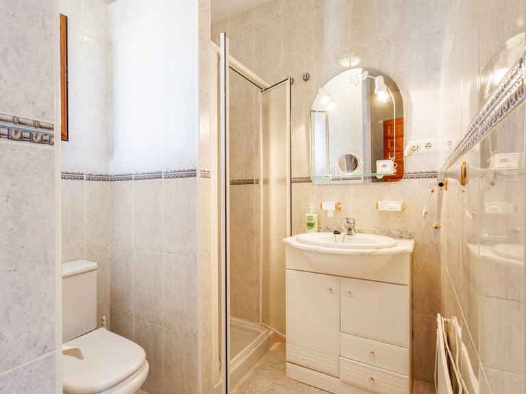 Villa for Sale in Alhaurin El Grande Malaga 39
