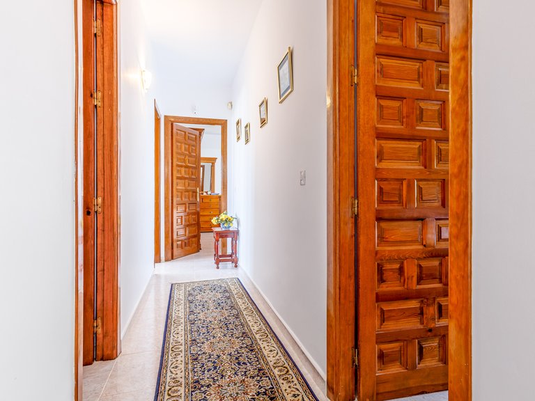 Villa for Sale in Alhaurin El Grande Malaga 44