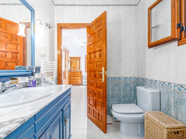 Villa for Sale in Alhaurin El Grande Malaga 32