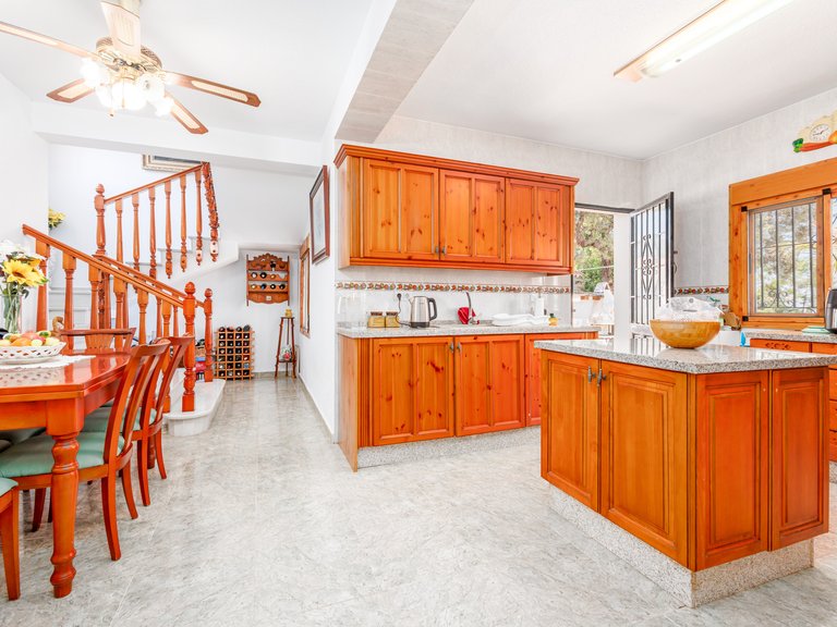 Villa for Sale in Alhaurin El Grande Malaga 47