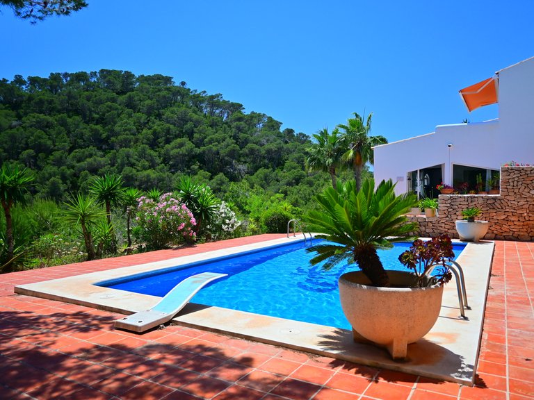 Villa for Sale in Santa Eulalia Del Río Balearic Islands 36