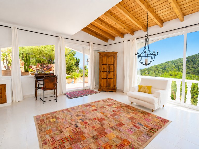 Villa for Sale in Santa Eulalia Del Río Balearic Islands 18