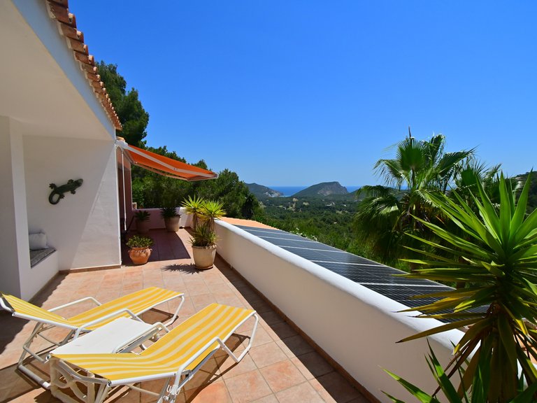 Villa for Sale in Santa Eulalia Del Río Balearic Islands 1