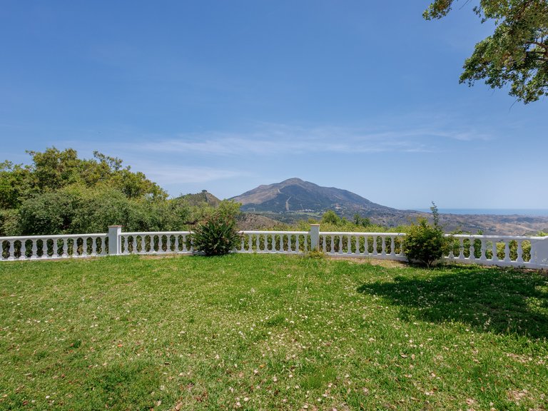 Villa for Sale in Coin Malaga 32