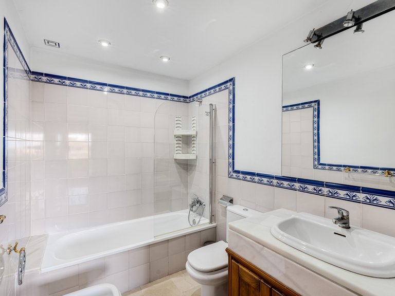 Penthouse for Sale in San Pedro De Alcantara Malaga 10