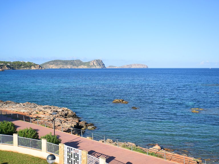 Penthouse for Rent in Santa Eulalia Del Río Balearic Islands 11