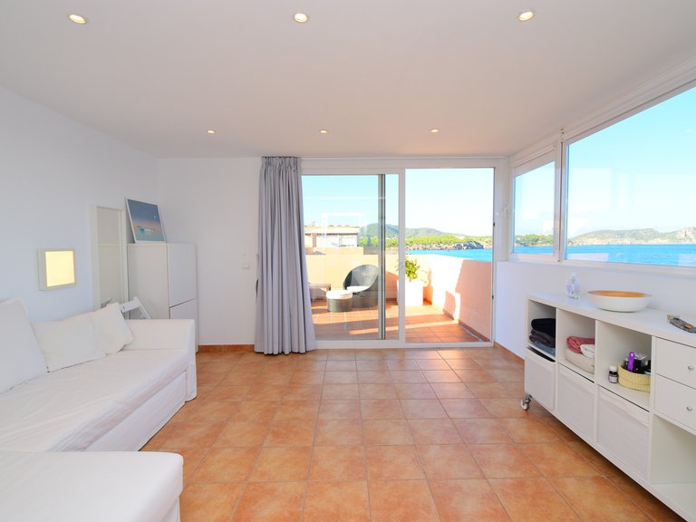 Penthouse for Rent in Santa Eulalia Del Río Balearic Islands 9