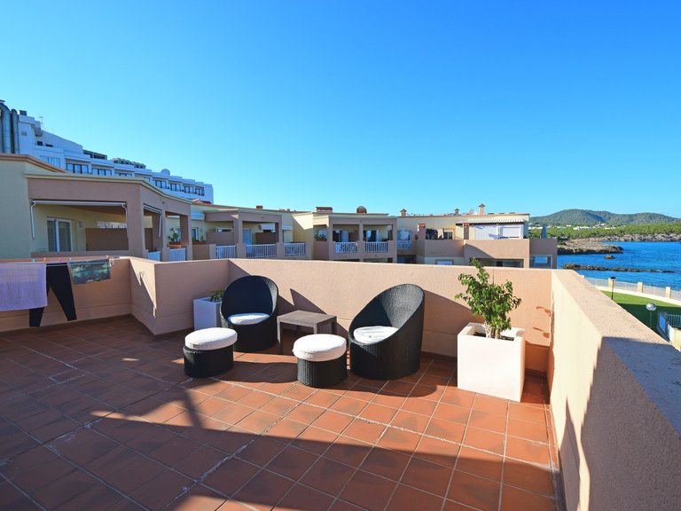 Penthouse for Rent in Santa Eulalia Del Río Balearic Islands 16