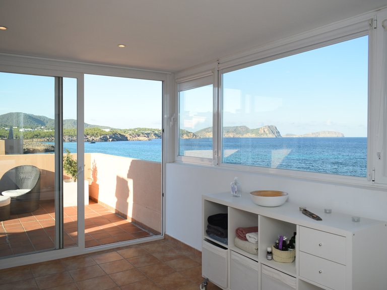 Penthouse for Rent in Santa Eulalia Del Río Balearic Islands 4