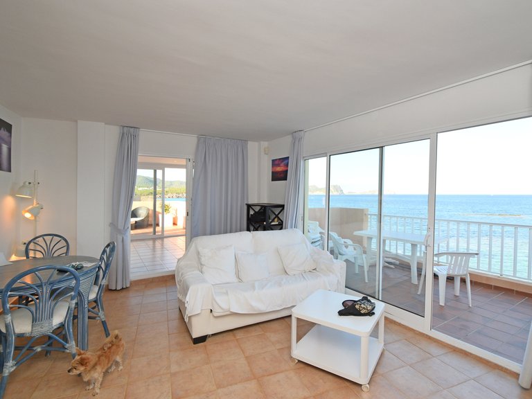 Penthouse for Rent in Santa Eulalia Del Río Balearic Islands 2