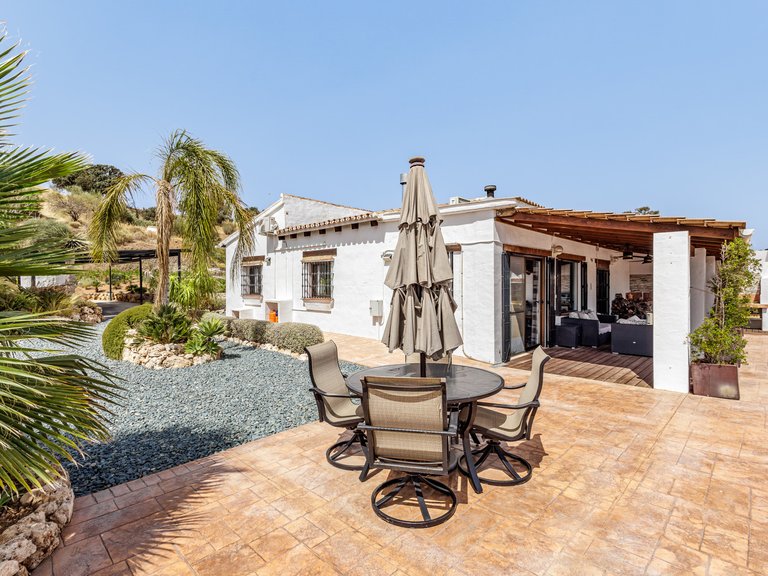 Villa for Sale in Coin Malaga 19