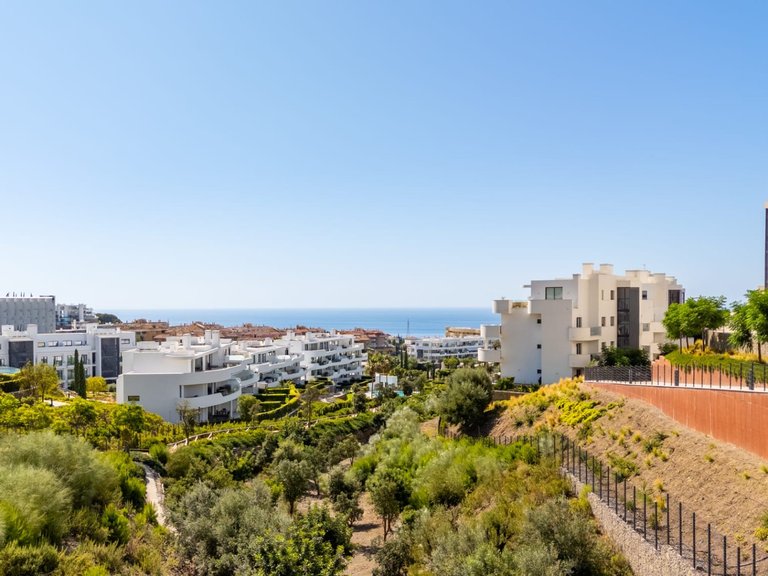 Apartment for Sale in Fuengirola Malaga 30