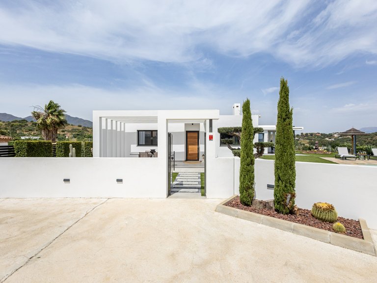 Villa for Sale in Alhaurin El Grande Malaga 46