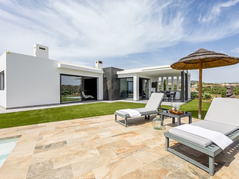 Villa for Sale in Alhaurin El Grande Malaga 35