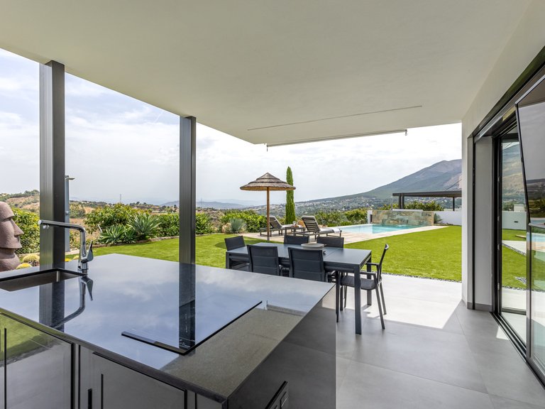 Villa for Sale in Alhaurin El Grande Malaga 38