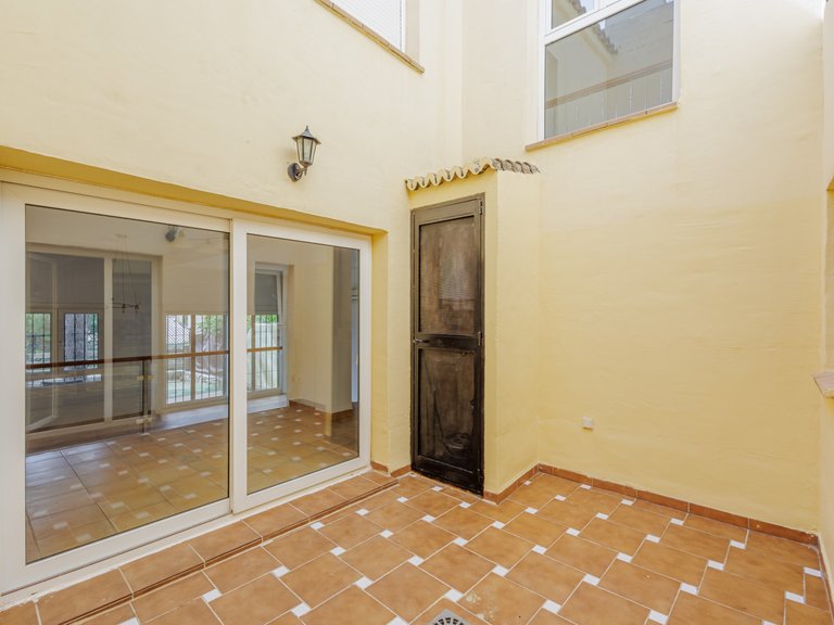 Town House for Sale in Alhaurin El Grande Malaga 28