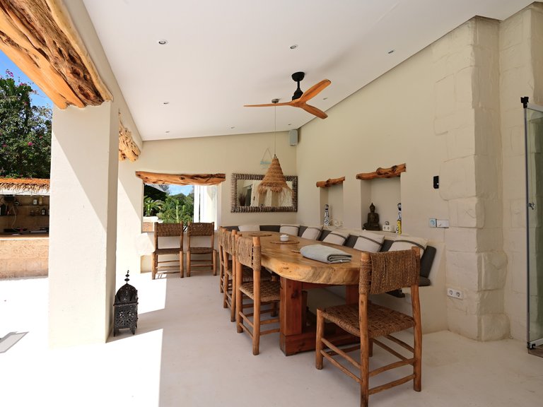 Villa for Sale in Santa Eulalia Del Río Balearic Islands 9