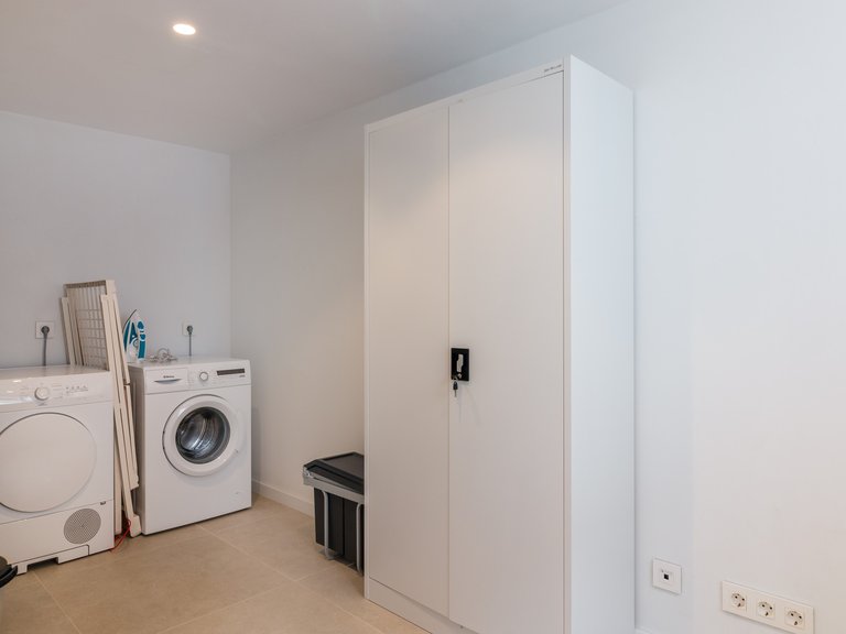 Town House for Sale in Istan Malaga 20