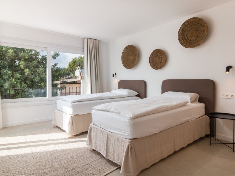 Town House for Sale in Istan Malaga 14