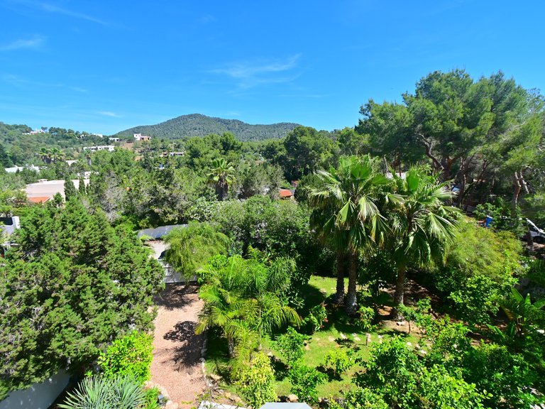 Villa for Sale in Santa Eulalia Del Río Balearic Islands 36
