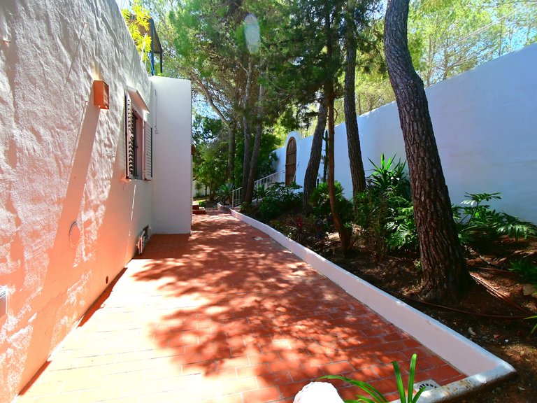 Villa for Sale in Santa Eulalia Del Río Balearic Islands 43