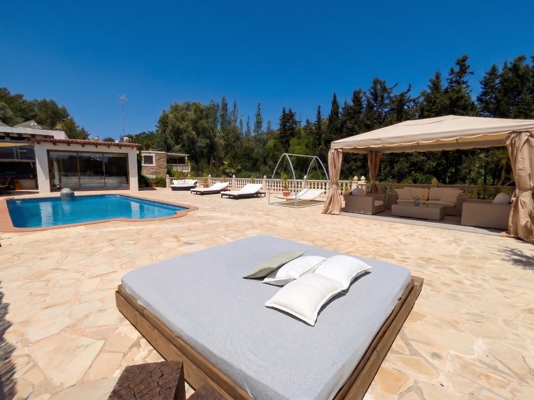 Country House for Sale in Sant Joan De Labritja Balearic Islands 1