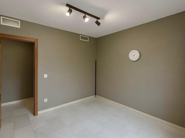 Apartment for Sale in Malaga Malaga 7