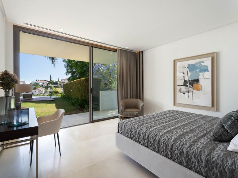 Villa for Sale in Benahavis, Malaga 38