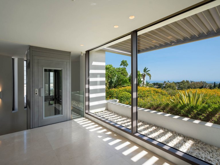 Villa for Sale in Benahavis, Malaga 15
