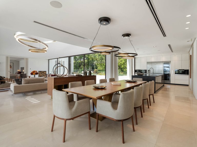 Villa for Sale in Benahavis, Malaga 4